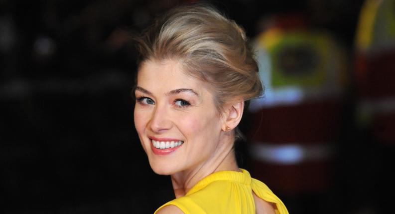 Rosamund Pike Height Weight Body Measurements Biography