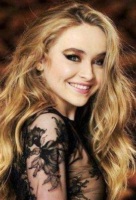 Sabrina Carpenter Body Measurements, Height, Weight, Bra Size, Age, Wiki