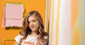 Elle McKinnon Height, Weight, Measurements, Age, Biography