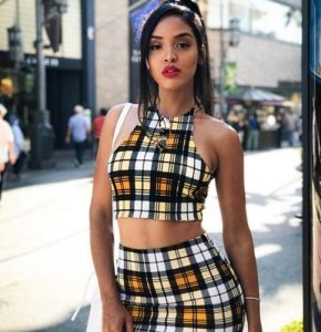 Izabela Guedes Height, Weight, Measurements, Age, Bra Size, Biography