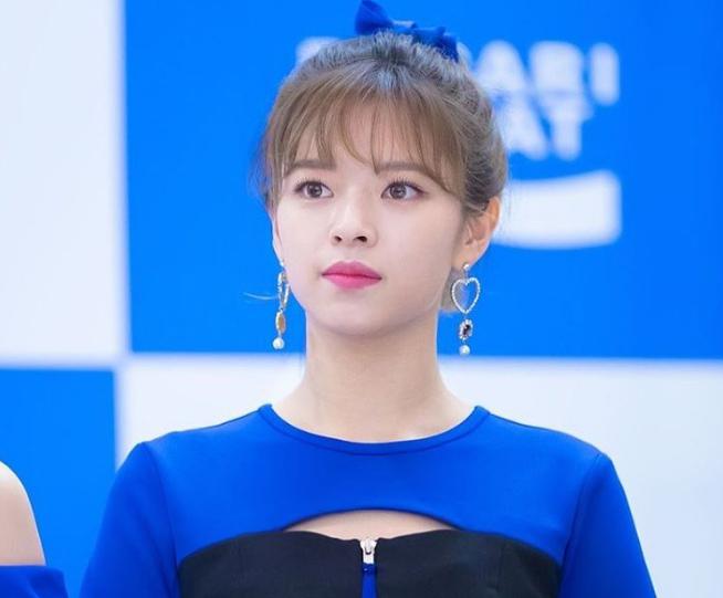 Jeongyeon Twice Profile Age Wiki Bio Height Weight