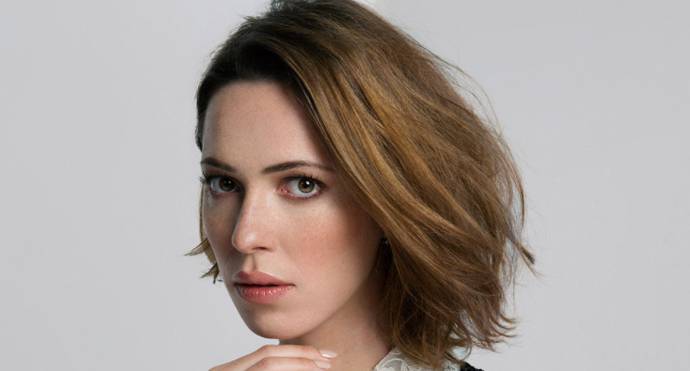 Rebecca Hall Height, Weight, Body Measurements, Bra Size, Shoe Size