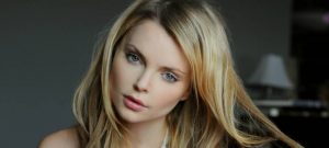 Izabella Miko