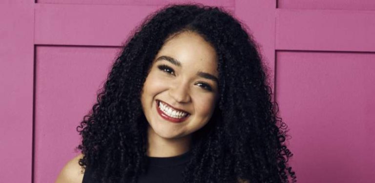Aisha Dee Height, Weight, Body Measurements, Bra Size, Shoe Size