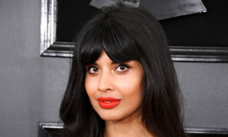 Jameela Jamil Height, Weight, Body Measurements, Bra Size, Shoe Size