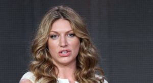 Jes Macallan