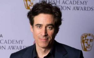 Stephen Mangan