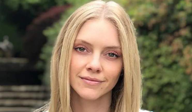 Elle Evans Height, Weight, Body Measurements, Bra Size, Biography