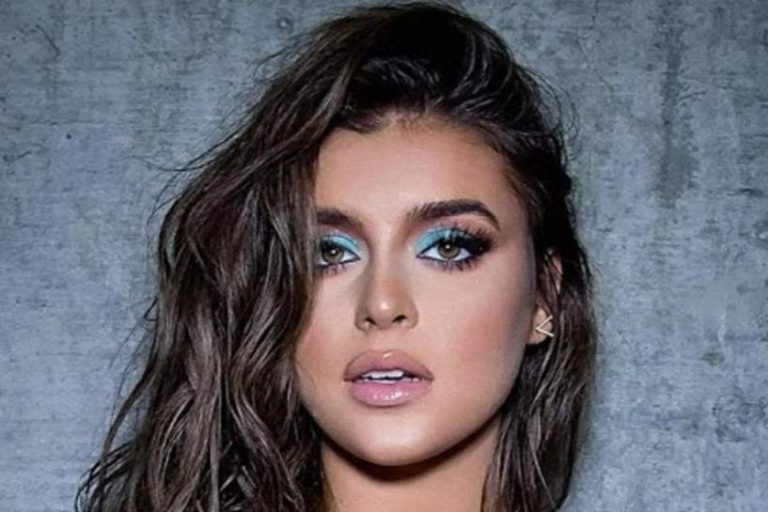 Kalani Hilliker Height, Weight, Bra Size, Measurements, Shoe Size