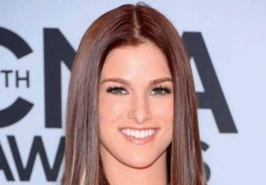 Cassadee Pope