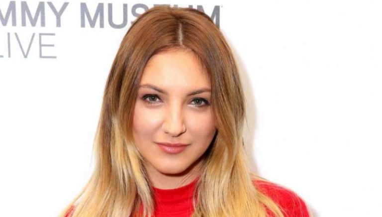 Julia Michaels Ethnicity