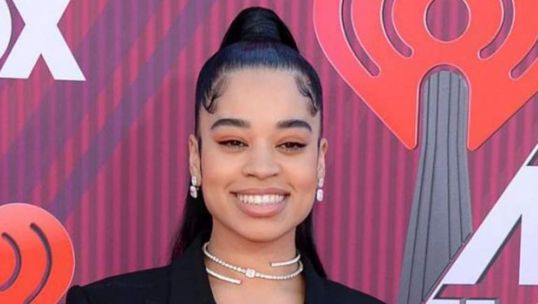 Ella Mai Height, Weight, Body Measurements, Bra Size, Shoe Size