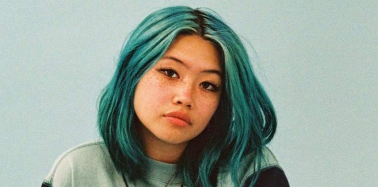 Beabadoobee Height, Weight, Body Measurements, Bra Size, Shoe Size