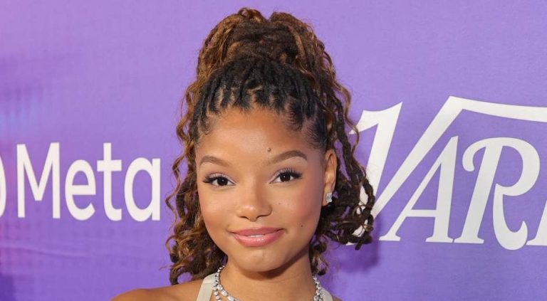 Chloe Bailey Height, Weight, Body Measurements, Bra Size, Shoe Size