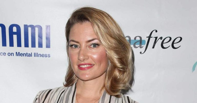 Madchen Amick Height, Weight, Body Measurements, Bra Size, Shoe Size