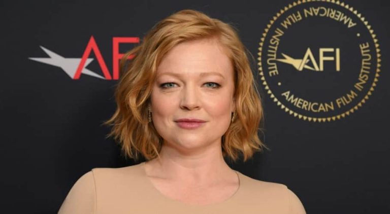 Sarah Snook Height, Weight, Body Measurements, Bra Size, Shoe Size