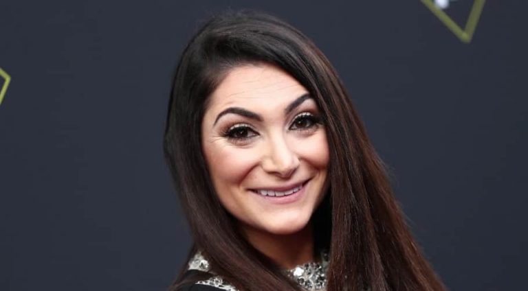 Deena Nicole Cortese Height, Weight, Body Measurements, Bra Size, Shoe Size