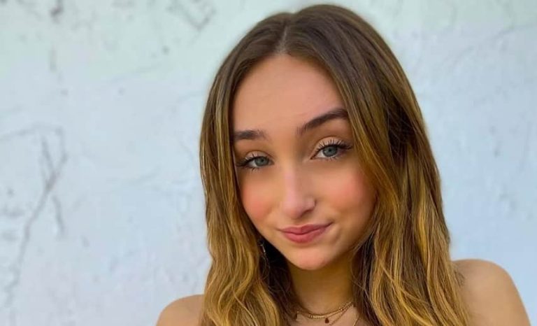 McKenzi Brooke Height, Weight, Body Measurements, Bra Size, Shoe Size