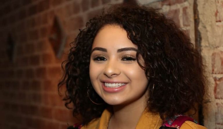 Devenity Perkins Height, Weight, Body Measurements, Bra Size, Shoe Size