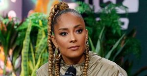 Amanda Seales