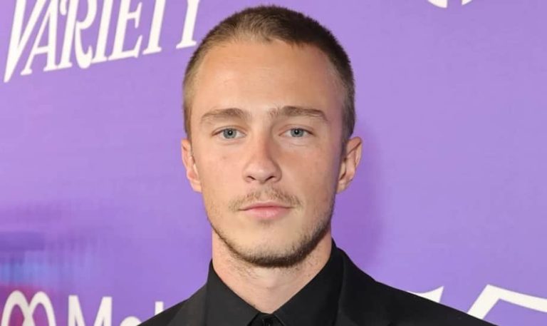 Drew Starkey Height, Weight, Body Measurements, Shoe Size