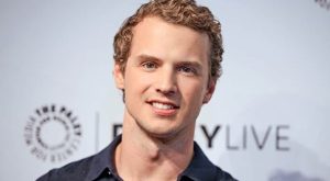 Freddie Stroma