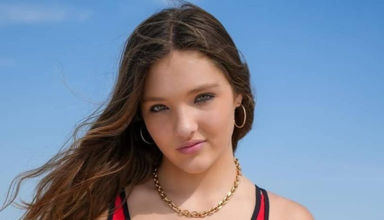 Madeline May Mitchell Height, Weight, Measurements, Bra Size, Shoe Size