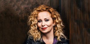 Anneke van Giersbergen