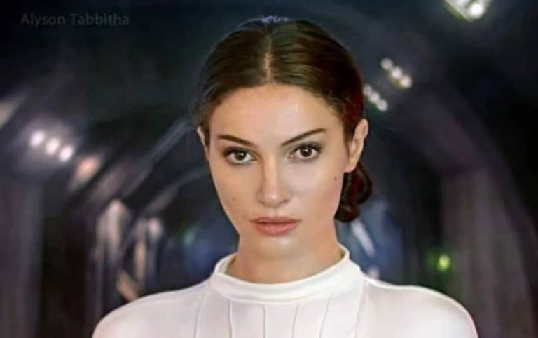 Alyson Tabbitha Height, Weight, Body Measurements, Bra Size, Shoe Size