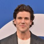 Austin Stowell