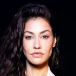 Janina Gavankar