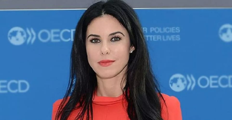 Defne Samyeli Defne Samyeli