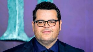 Josh Gad