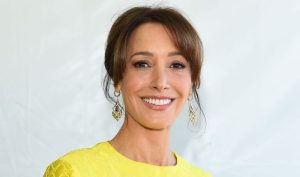 Jennifer Beals